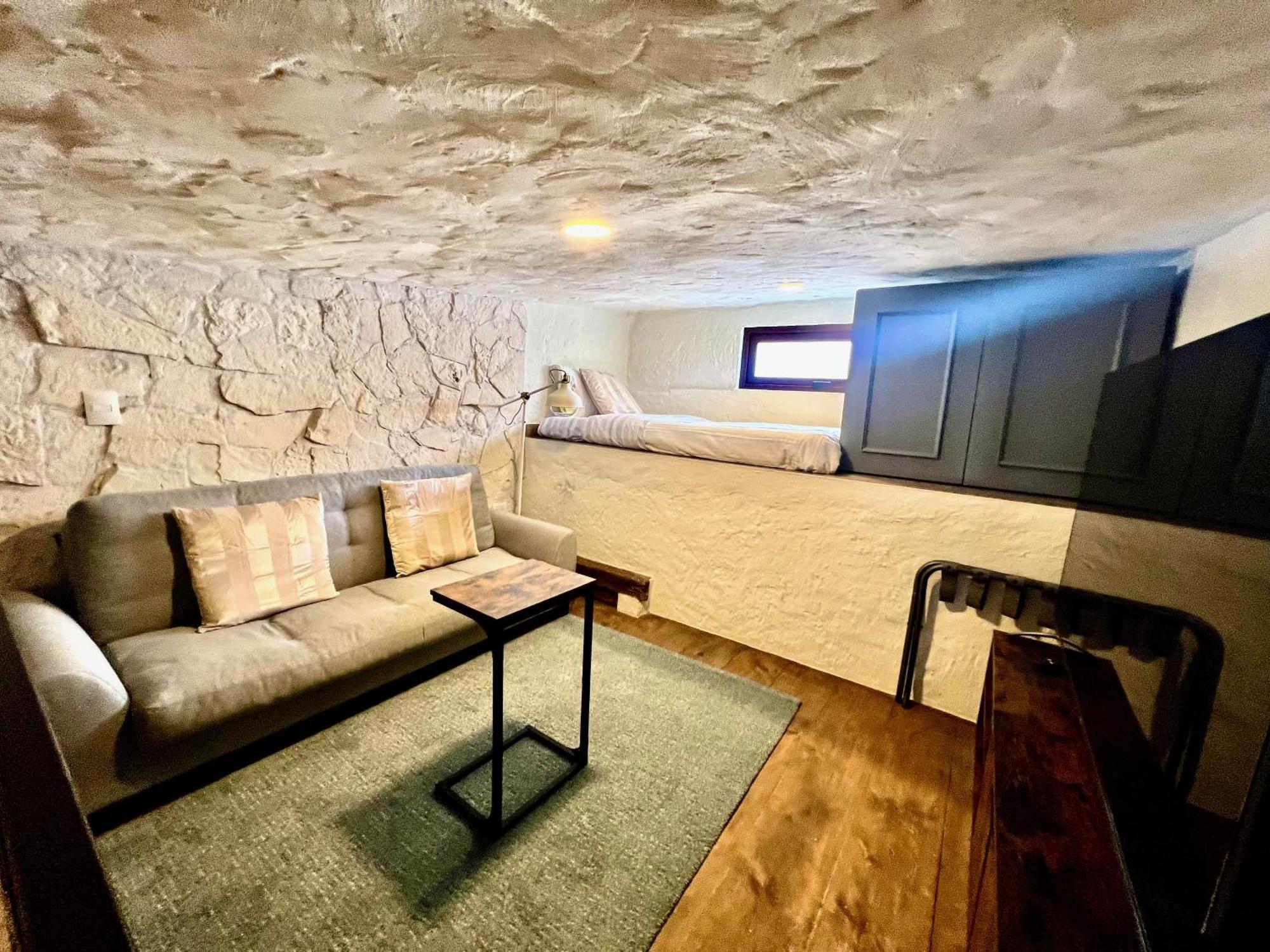 Antares Valquirico Apartment Santeagueda Bagian luar foto